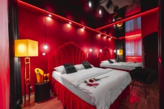 2022-Red-passion-3